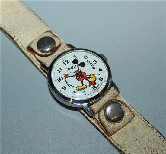 Mickey Mouse wristwatch(-)